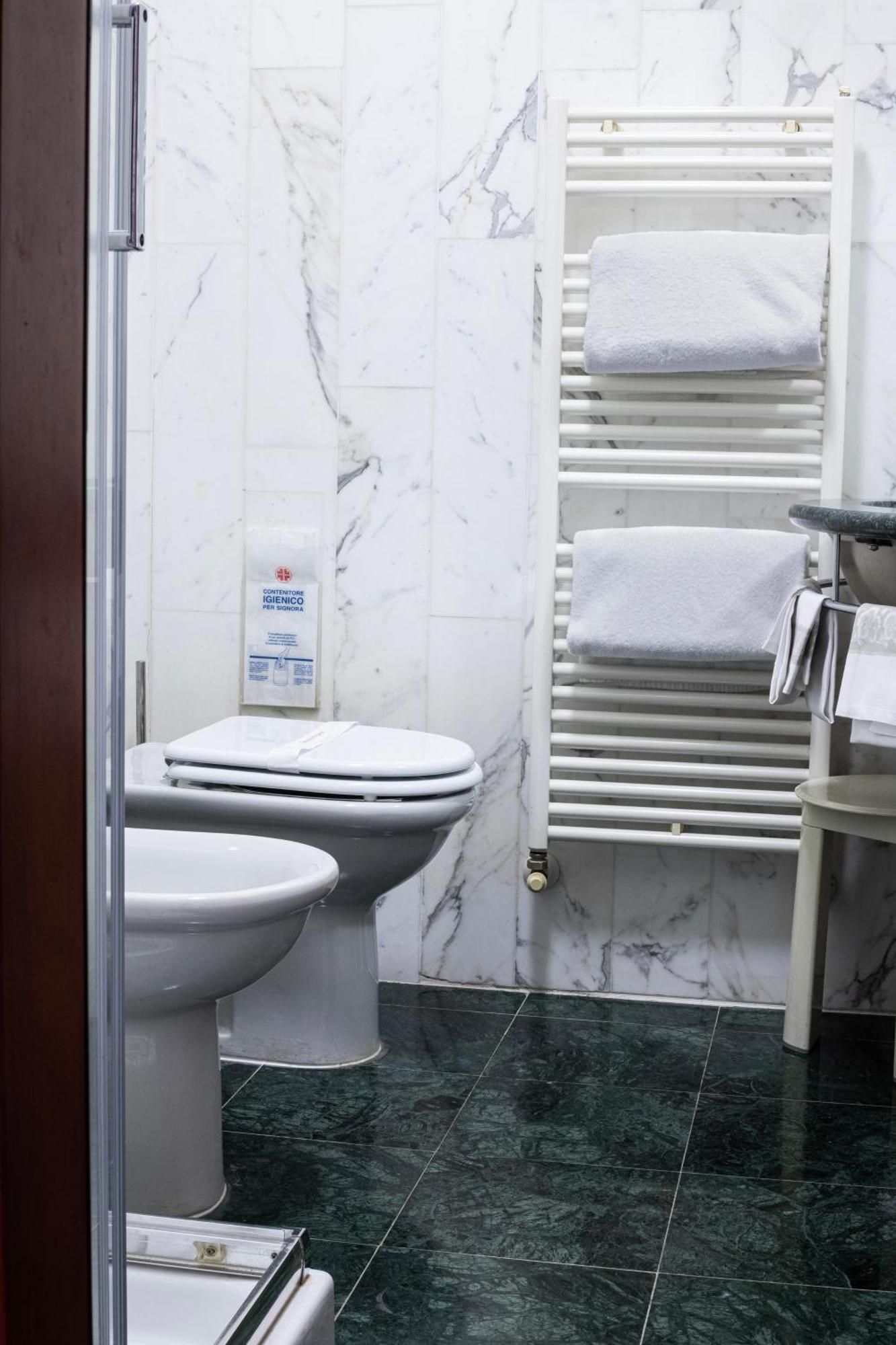 טרני Hotel Michelangelo Palace & Spa מראה חיצוני תמונה