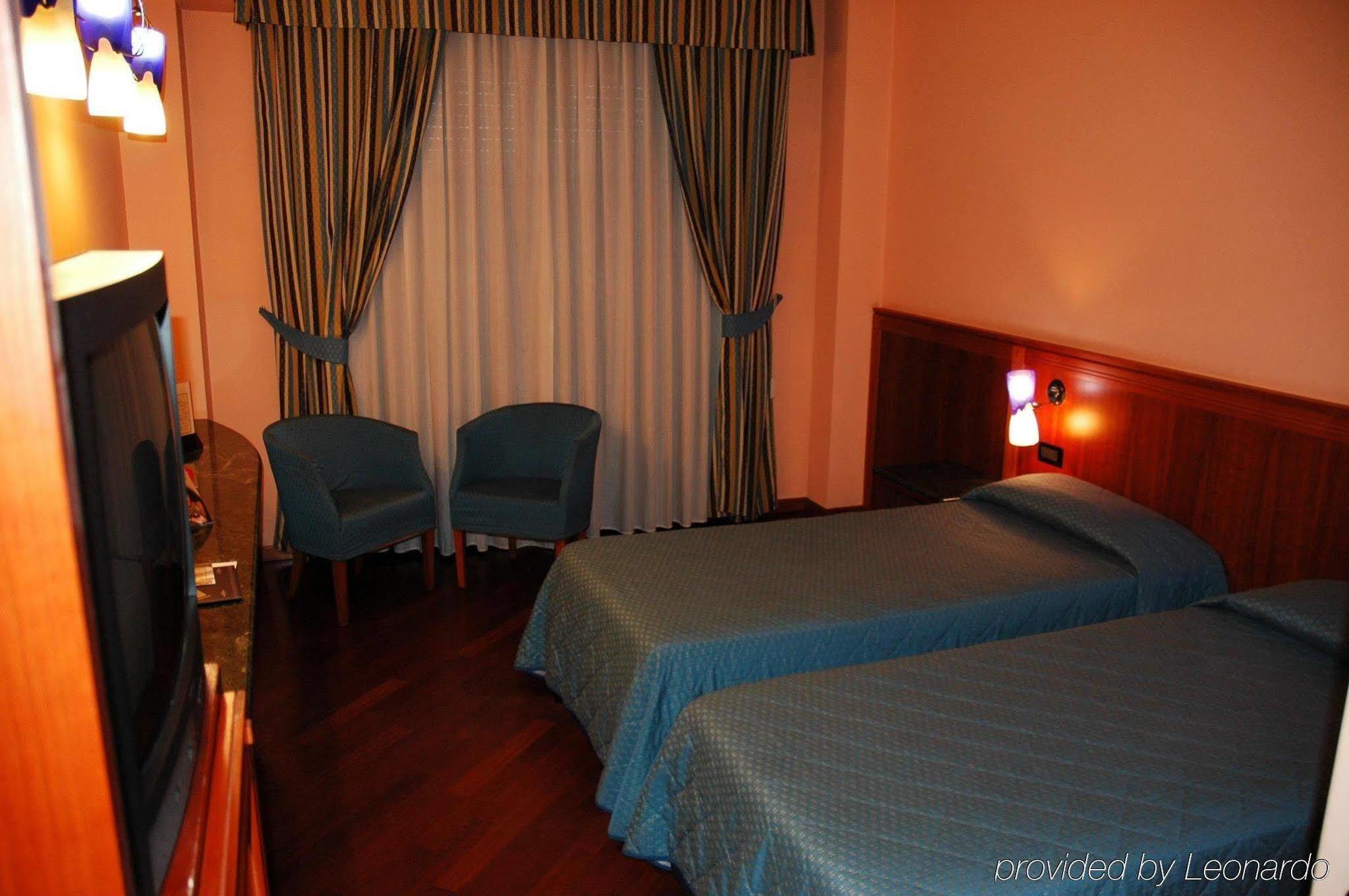 טרני Hotel Michelangelo Palace & Spa מראה חיצוני תמונה